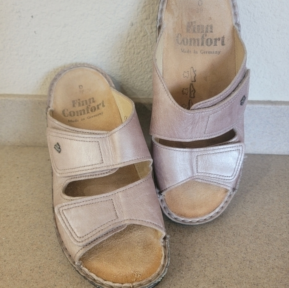 FINN COMFORT JAMAIKA LEATHER SLIDE STYLE SANDALS (sz 7 US OR EURO 38)